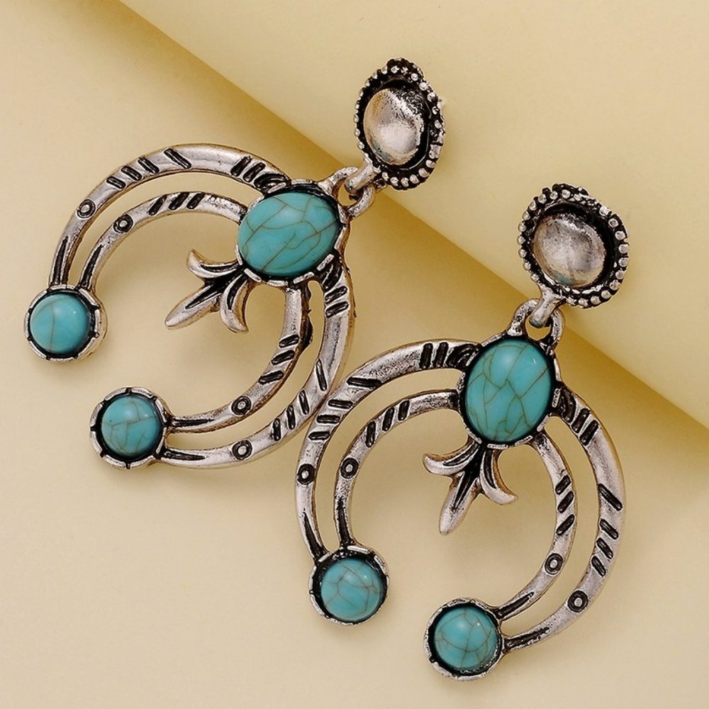 NEW Horseshoe Turquoise Antique Silver Alloy Plated Stud Earrings
